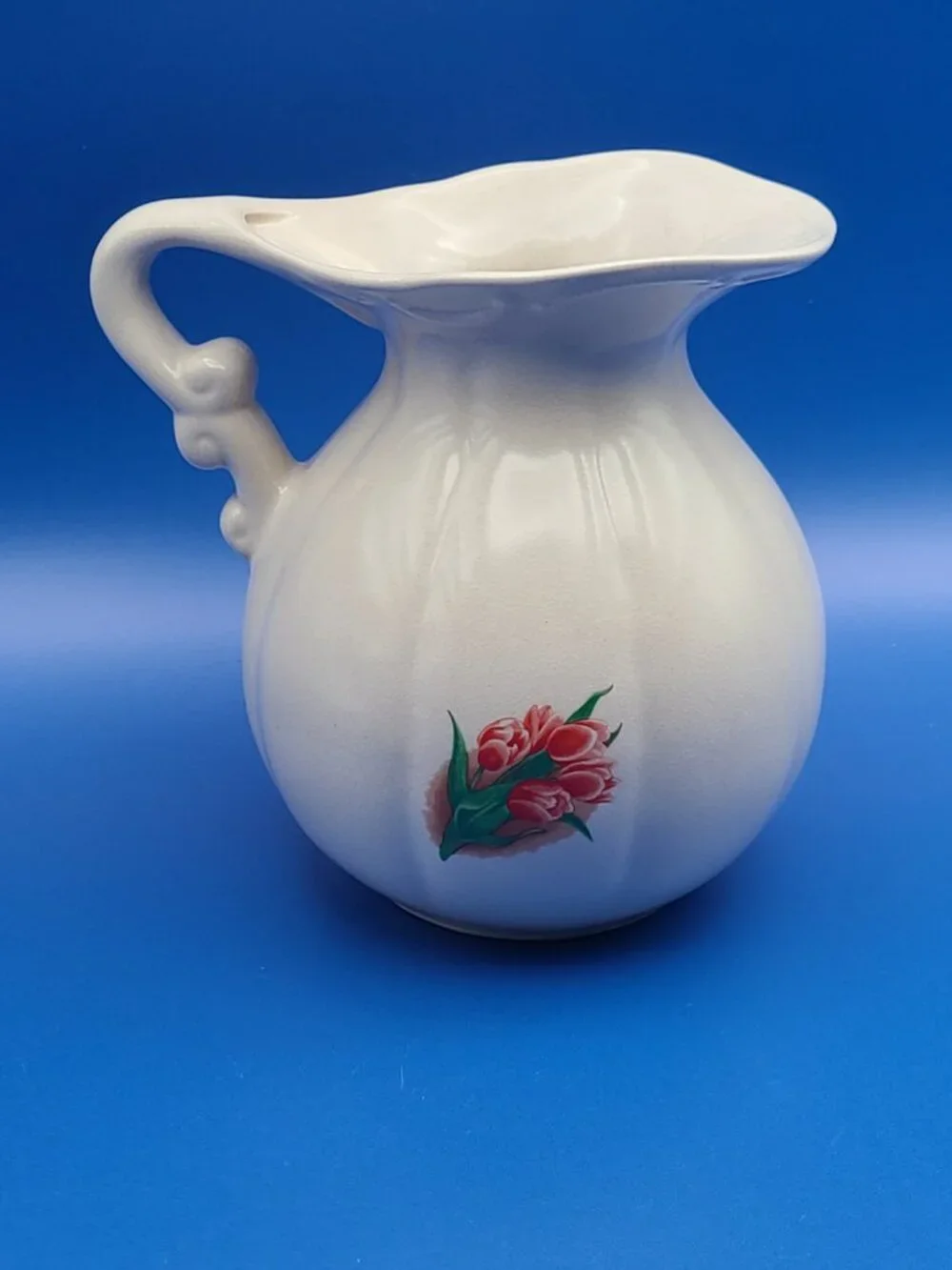 Betallic Inc Vintage Melon Shaped Pitcher Vase Tulip Design 5.75